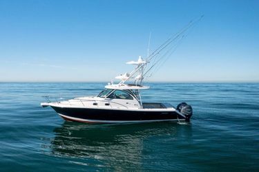 38' Pursuit 2018 Yacht For Sale